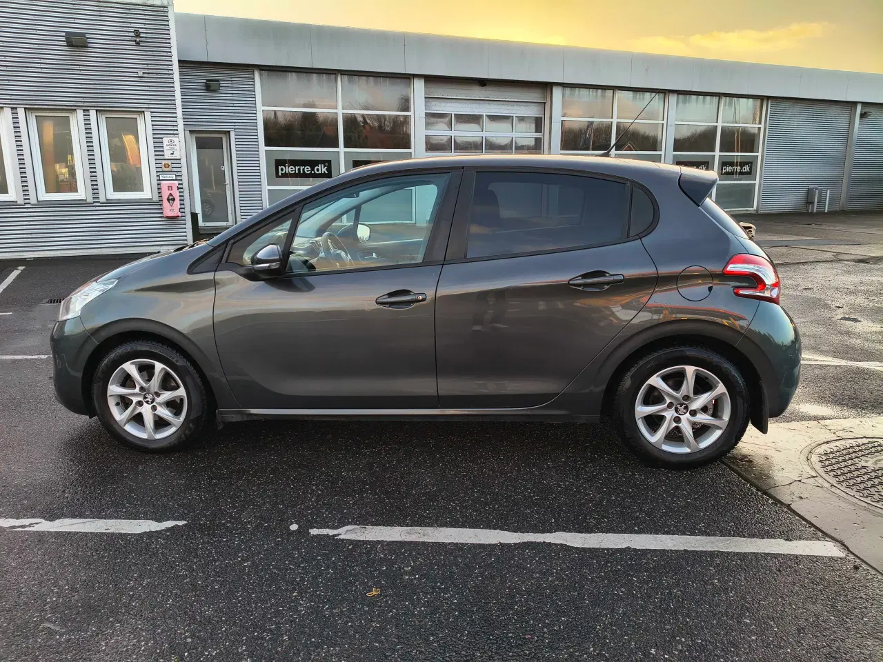 Billede 4 - 208 1,6 HDI 2015 ( 120 vægtafgift/6 Mdr )