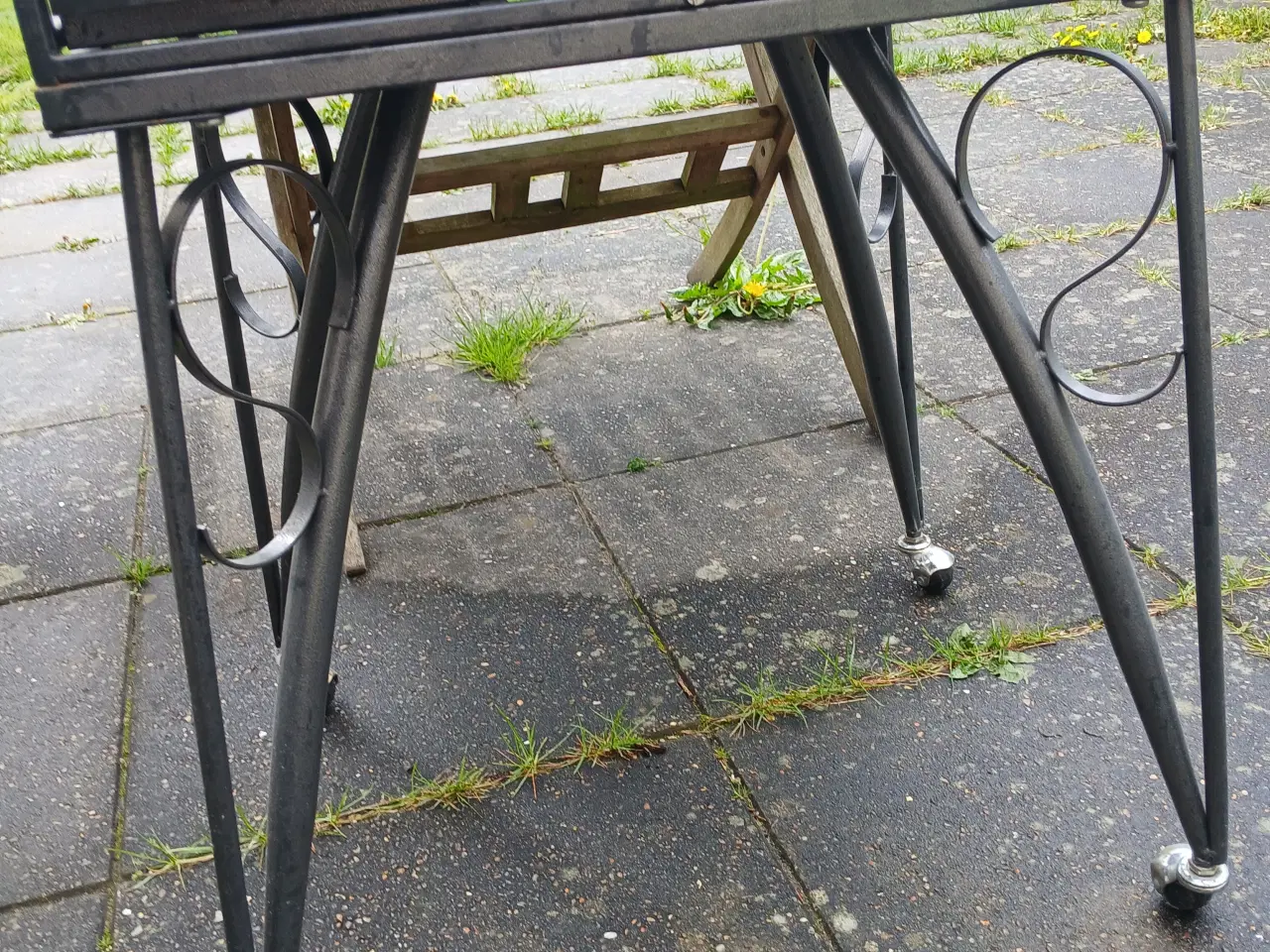 Billede 8 - Praktisk og flot parakitbur