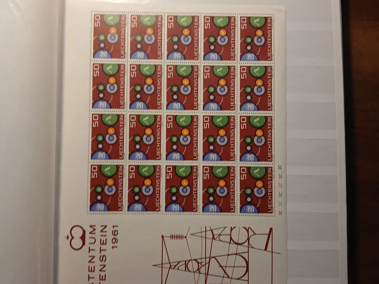 Billede 1 - Lichtenstein, postfrisk, Album med samling, 32 sid