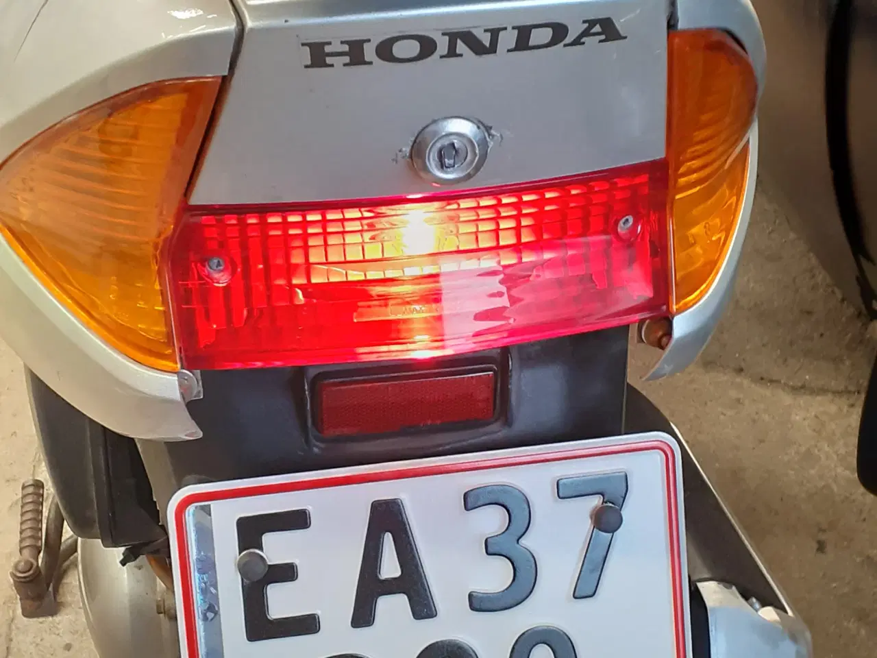 Billede 2 - Honda SCV 100 Lead