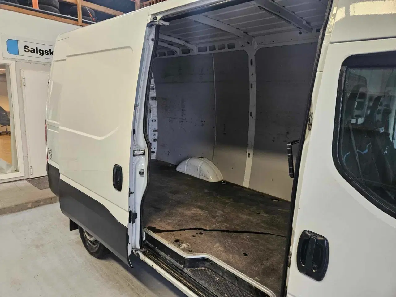 Billede 6 - Iveco Daily 3,0 35S17 12m³ Van