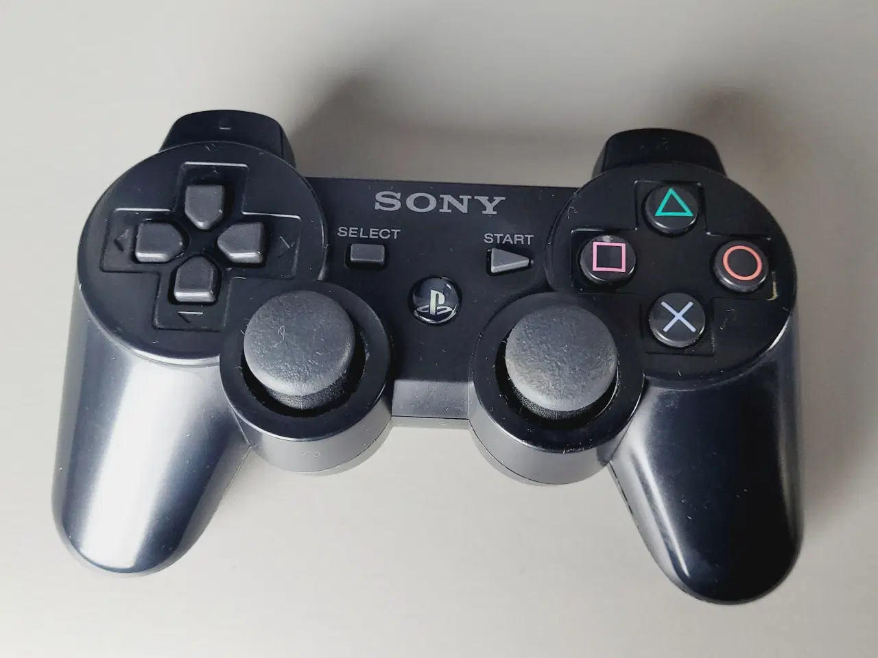 Billede 2 - 🕹️ PlayStation 3 (PS3) Slim - Inkl. Controller