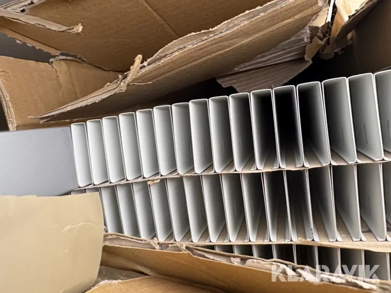 Billede 6 - Loftskinnesystem Luxalon plafond system LG40 STD HI.M075 - 297,36 kvm