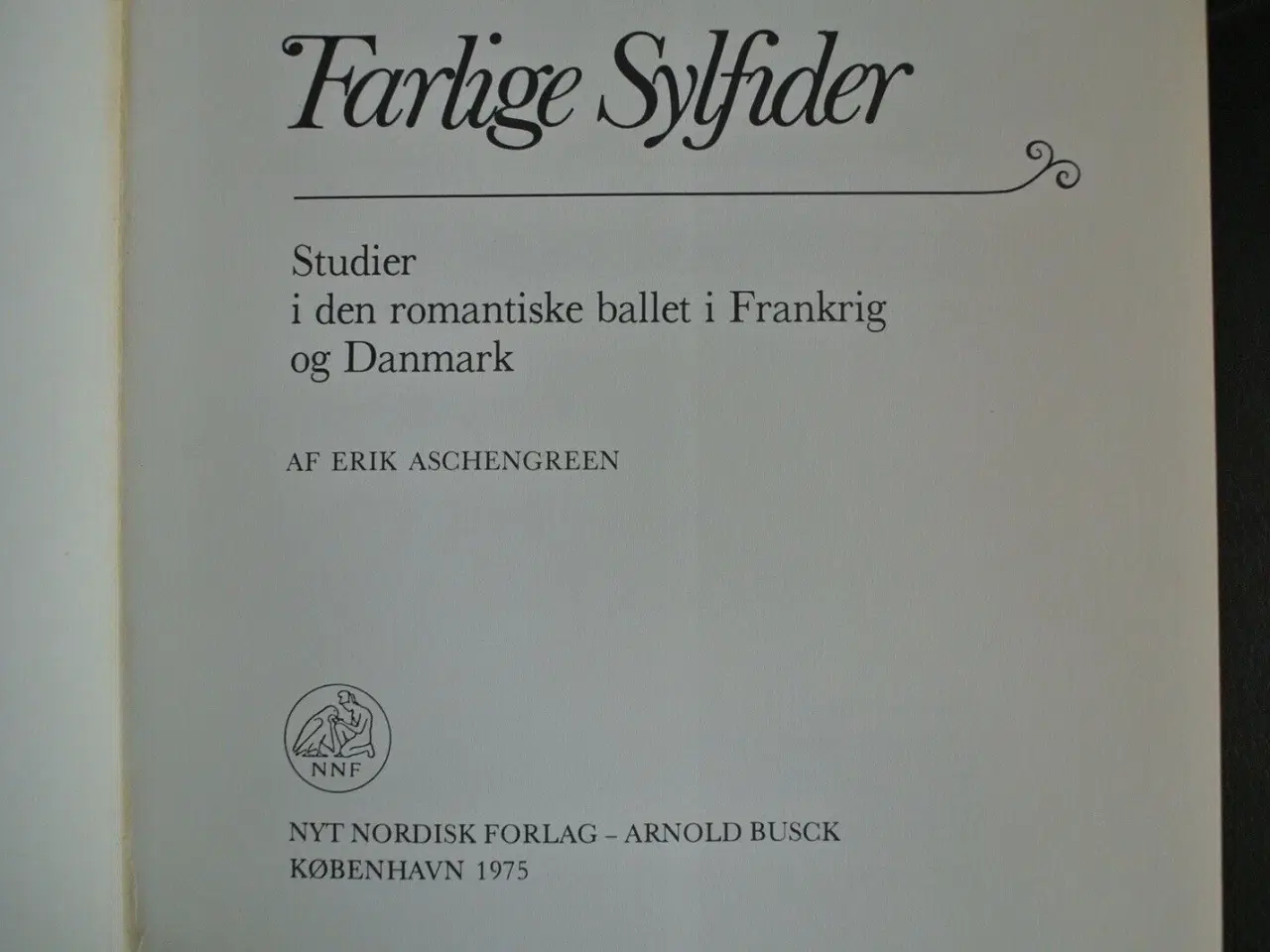 Billede 2 - farlige sylfider - studier i den romantiske ballet