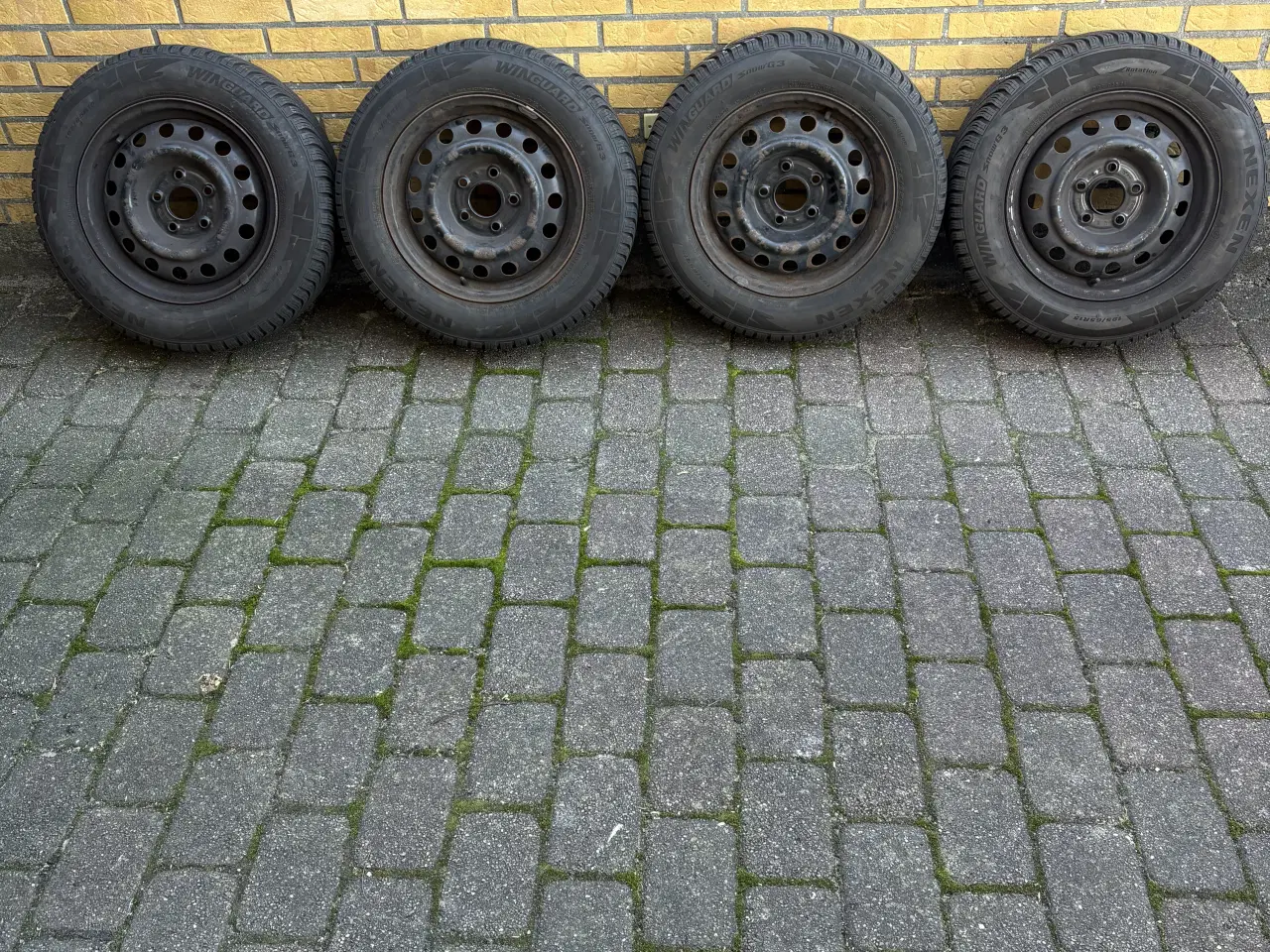 Billede 1 - 4 stk. næsten nye Nexen Winguard SnowG 3 vinterdæk