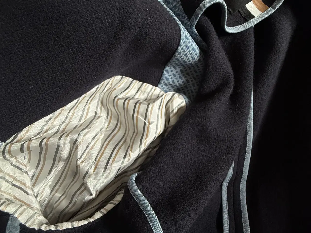 Billede 3 - Hugo Boss blazer herre str. 48 