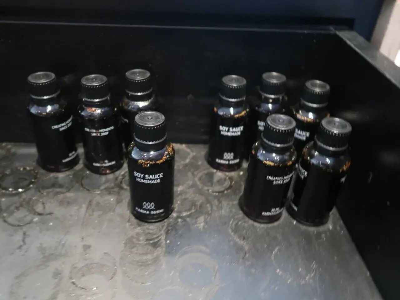 Billede 9 - Disk med indhold i skuffer