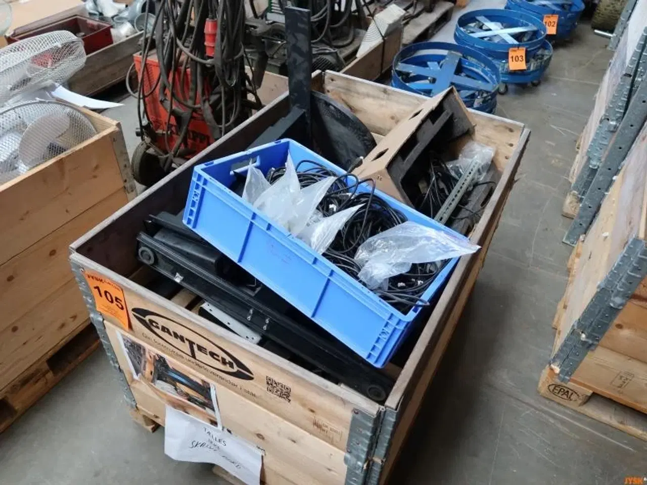 Billede 1 - PALLE diverse ud