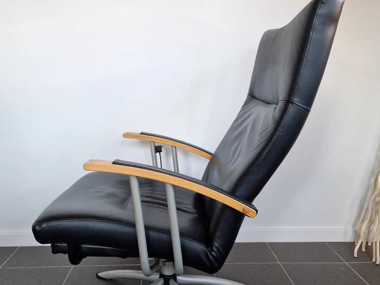 Billede 5 - Svensk direktørstol fra Möbel Team of Sweden.