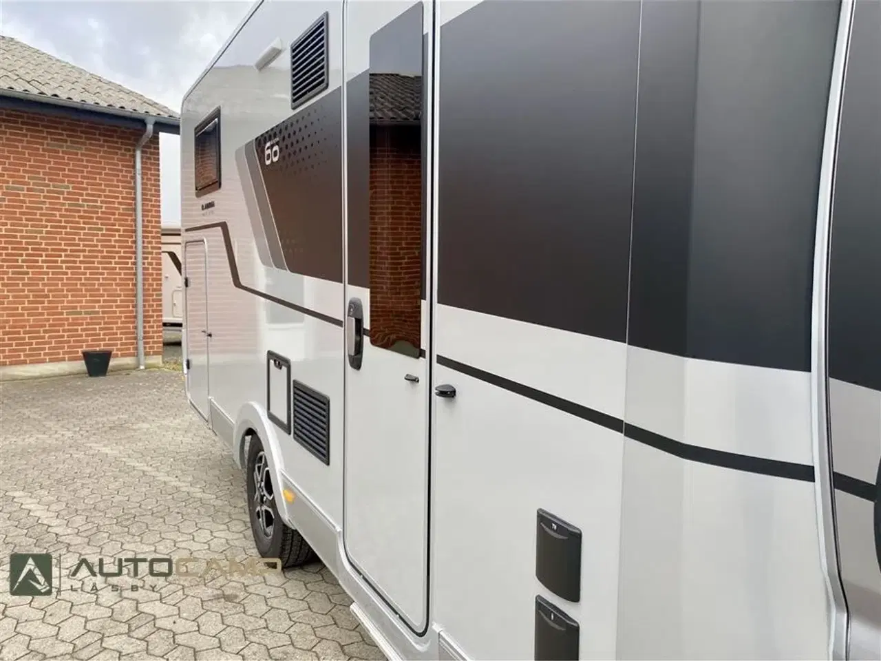Billede 22 - 2026 - Adria Matrix M670