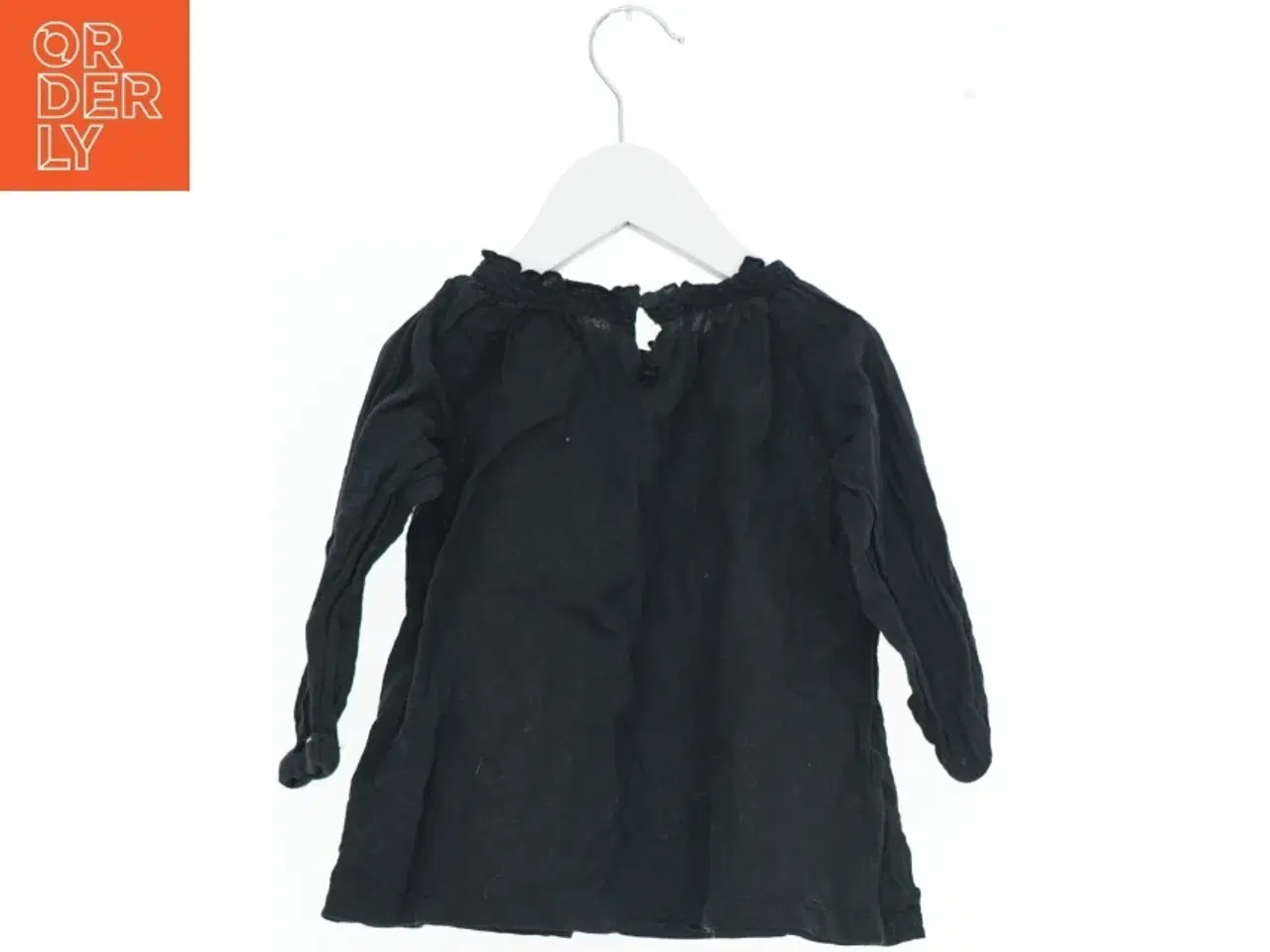 Billede 2 - Sort bluse med lange ærmer fra Wheat (str. 80)