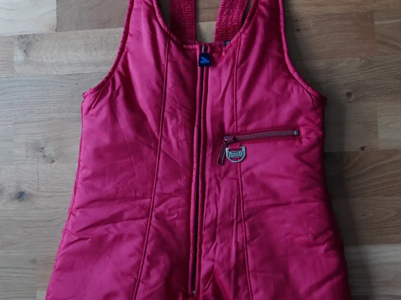 Billede 3 - Mørkerøde C&A Rodeo skibukser