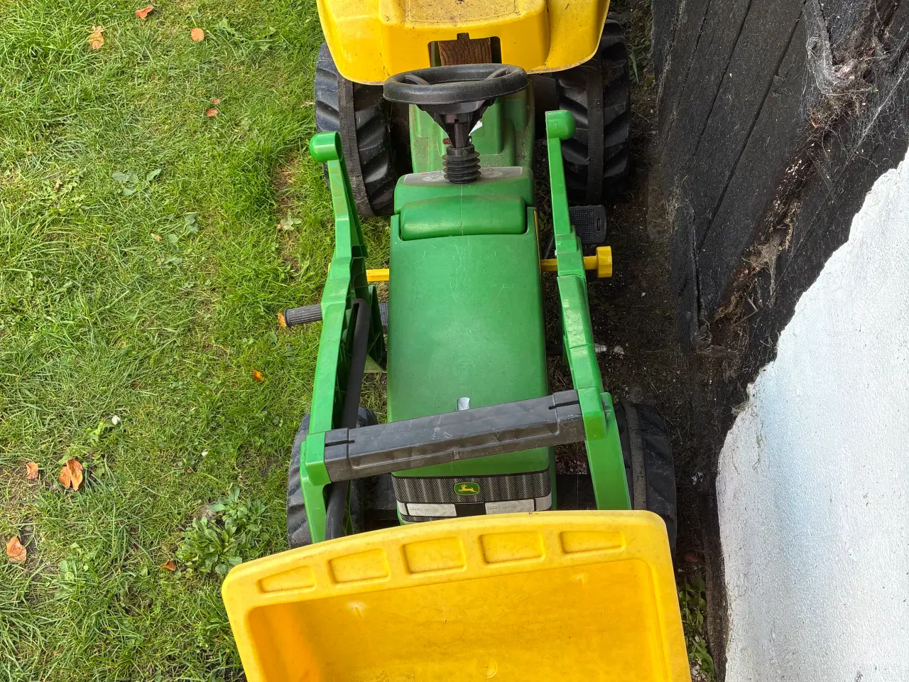 Billede 2 - Legebil John DEER