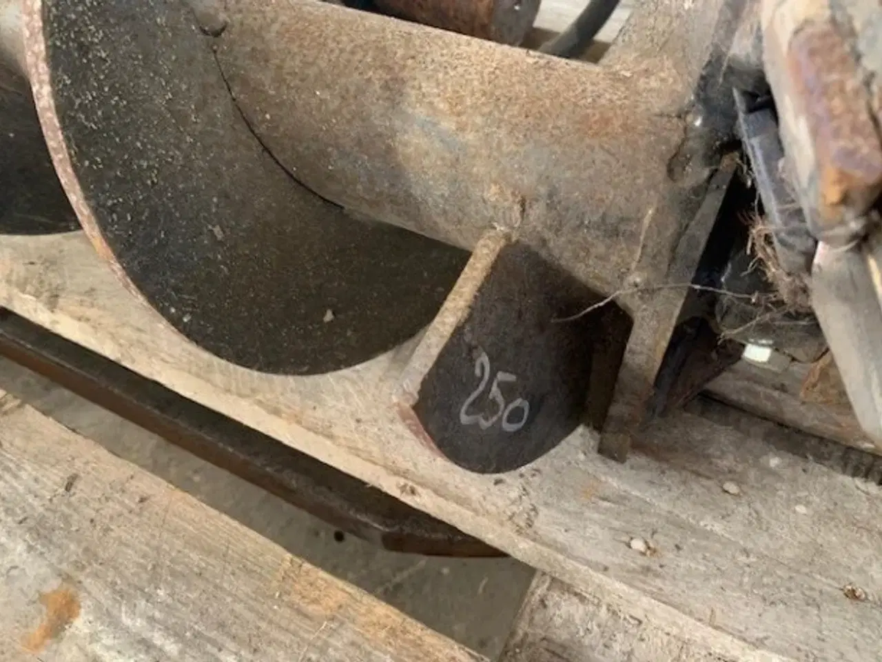 Billede 5 - Pælebord med 250 mm bord