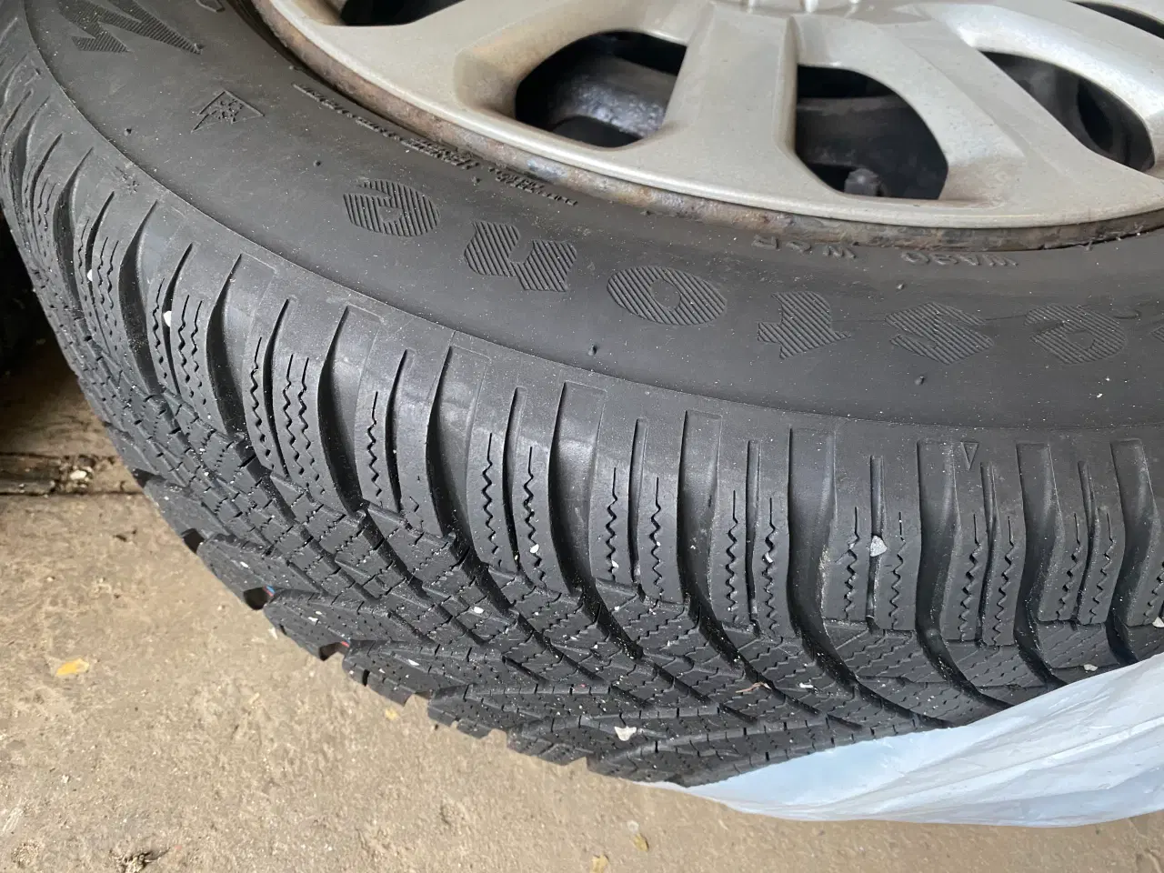 Billede 4 - 4x108 Ford hjul 185/60r15