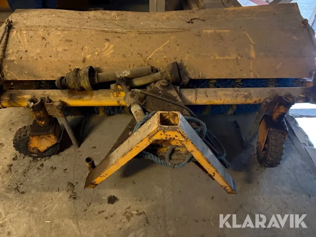 Billede 5 - Fejemaskine til traktor