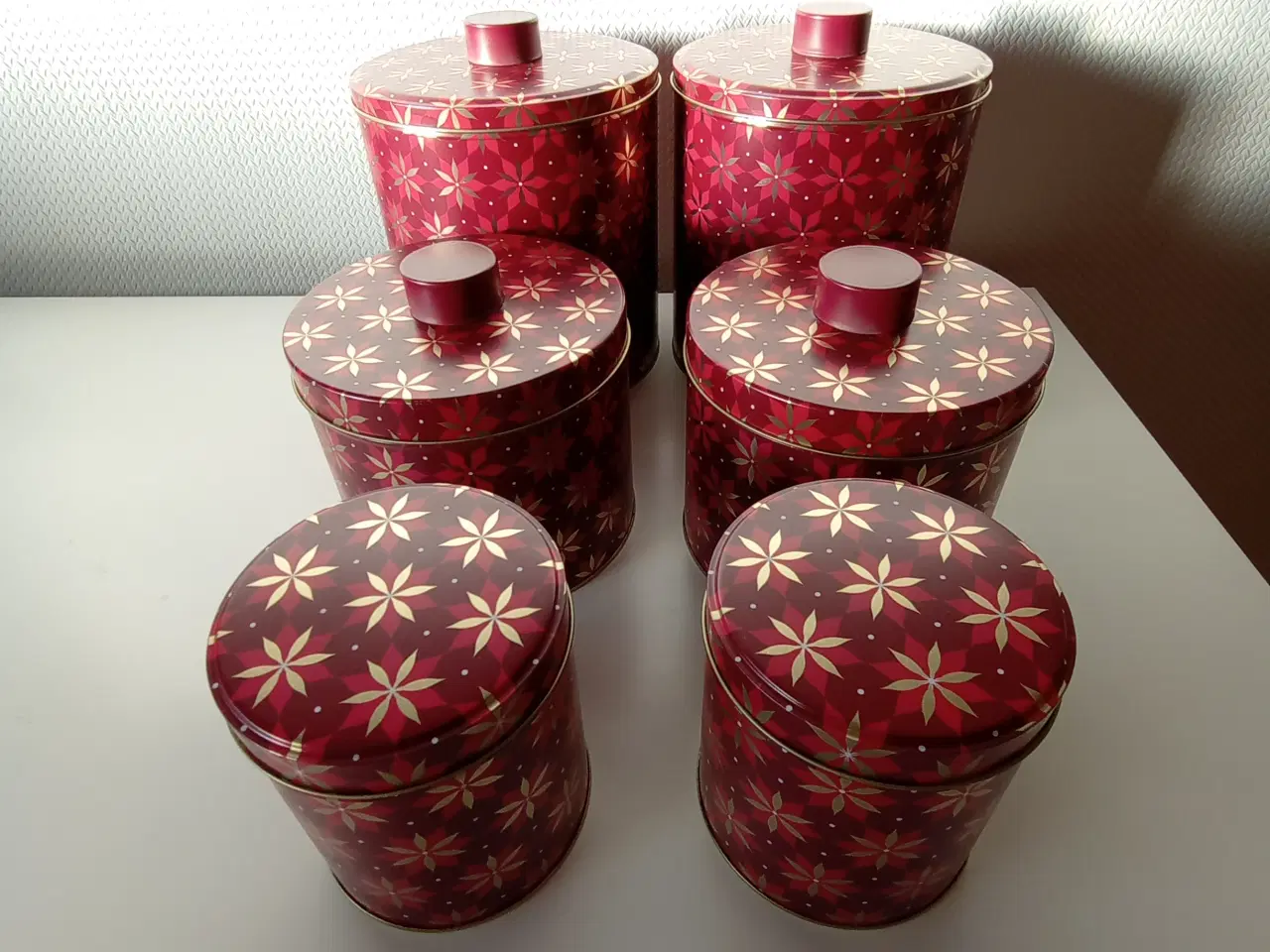 Billede 1 - 3 Kagedåser. Flot sæt i 3 størrelser.