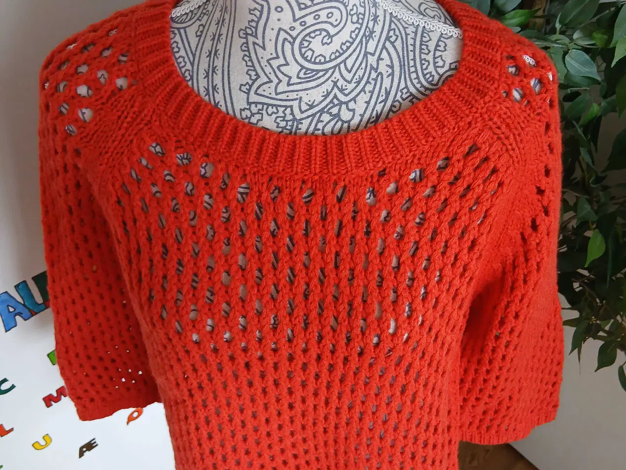Billede 2 - Sweater. Friendtex. Large/40