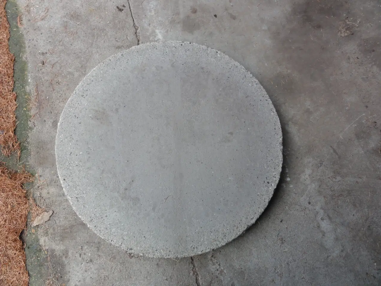 Billede 2 - Brønddæksel