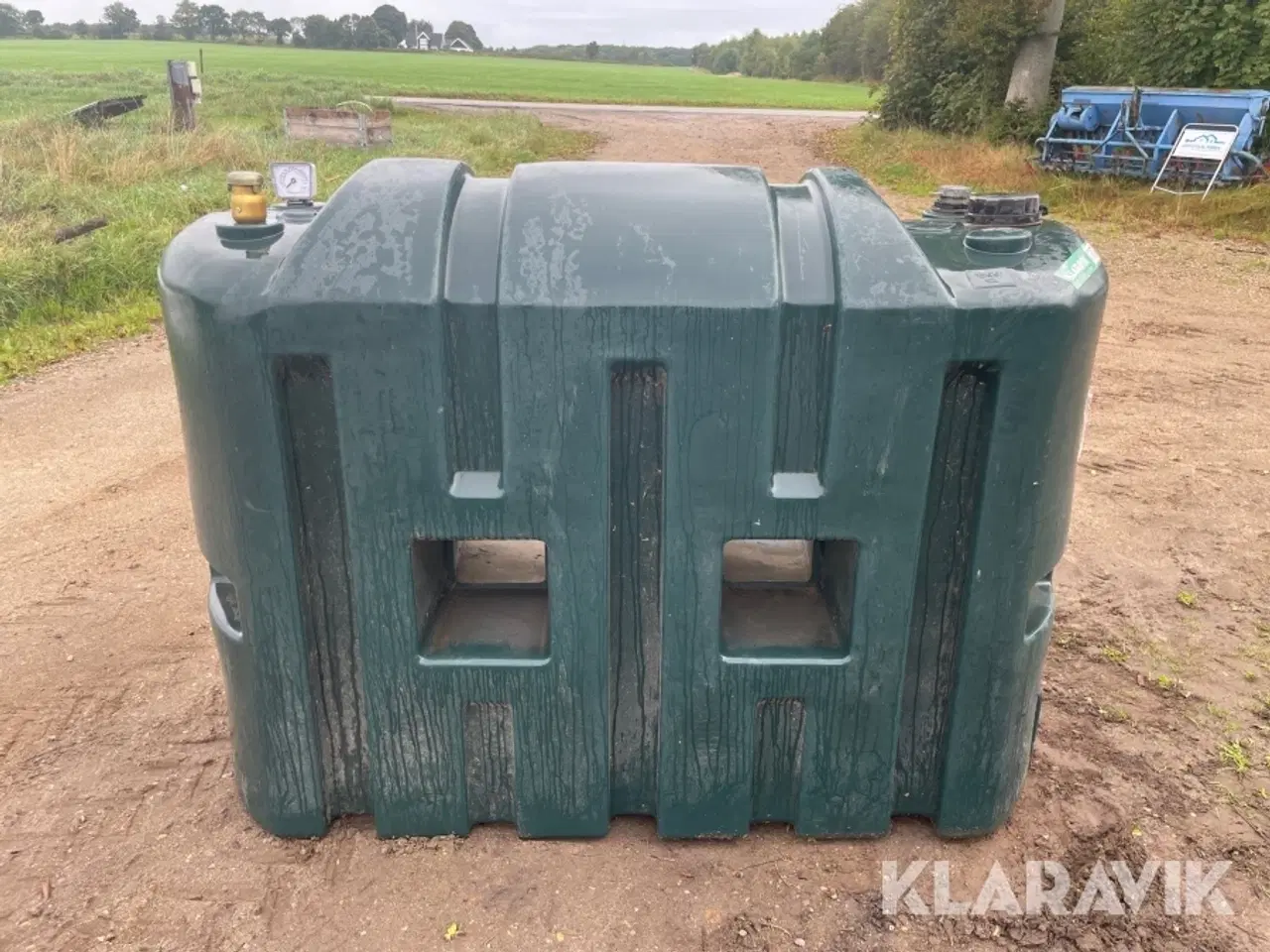 Billede 1 - Olietank KN Beholderfabrik SL 1330 Liter