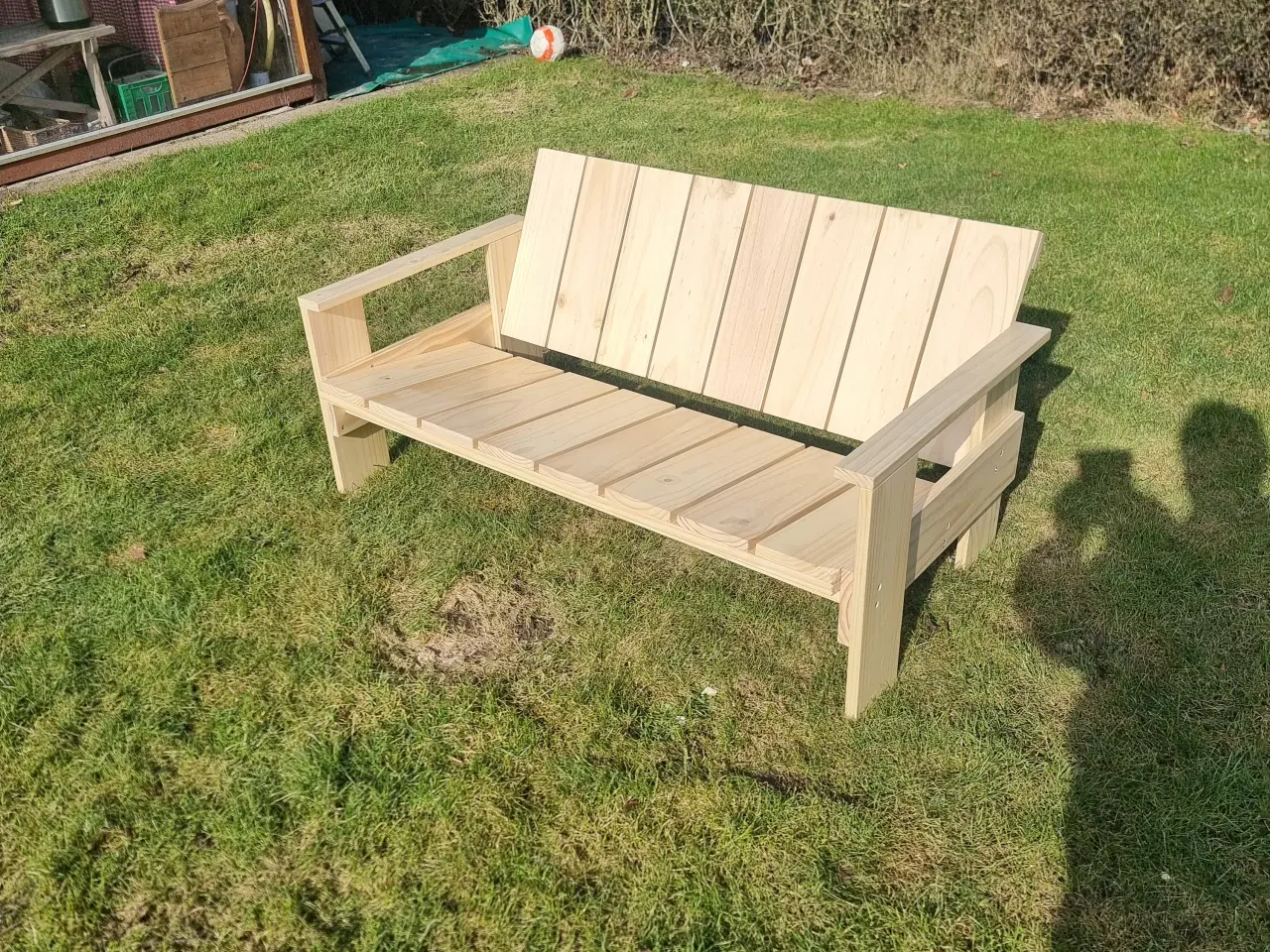 Billede 1 - Havebænk i træ i naturfarve
