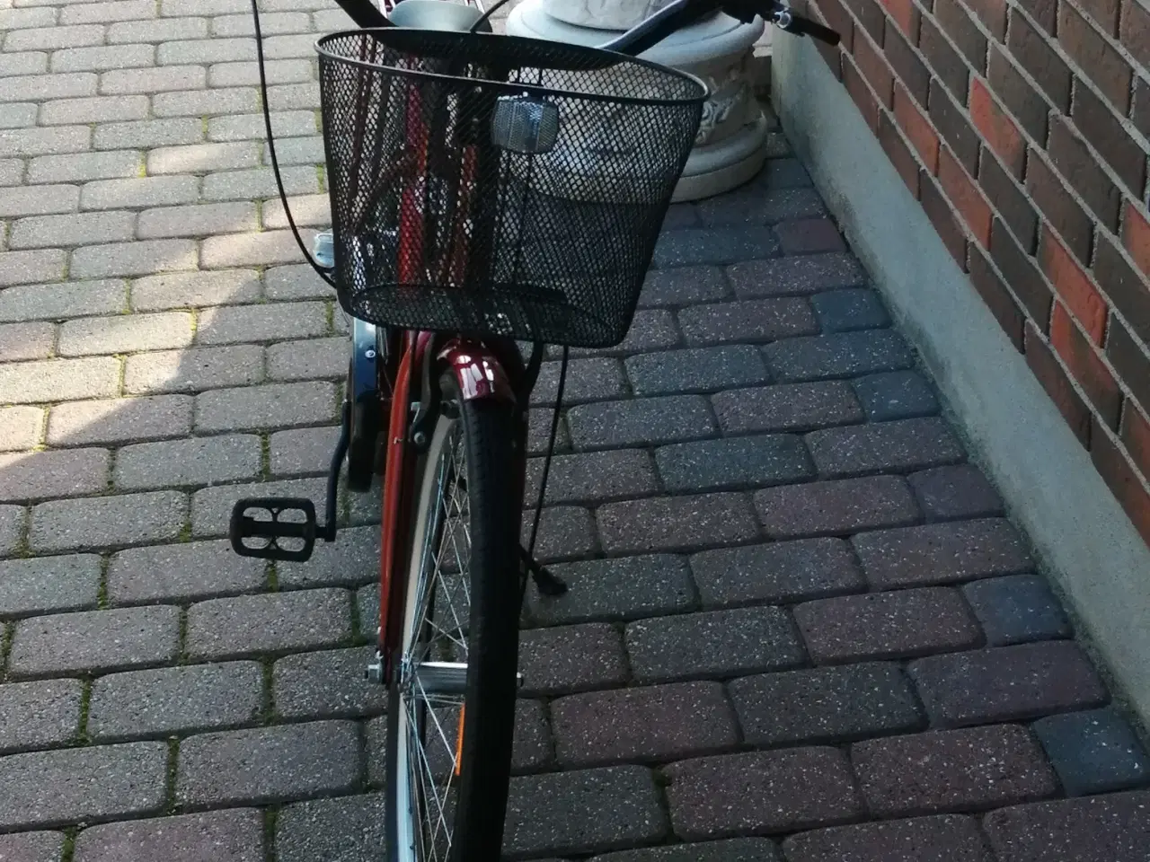 Billede 3 - Pigecykel 24" Puch m/3 Gear, STÅR SOM NY.
