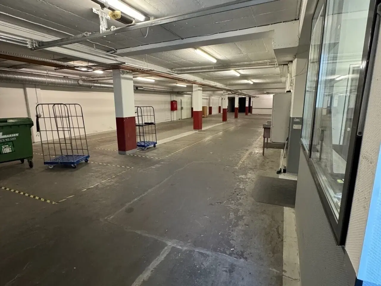 Billede 2 - Fryse- og kølelager med kontorfaciliteter til leje i Tårnby