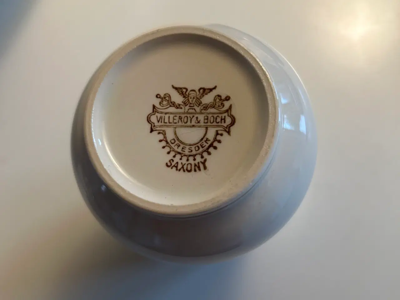 Billede 3 - Servante stel med guldkant