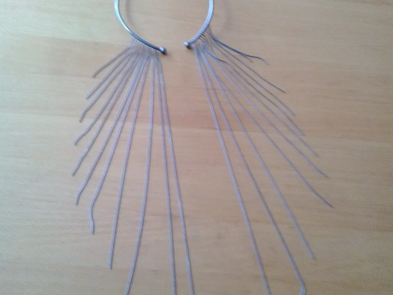 Billede 11 - 28 halskæder, en ring og et bælte