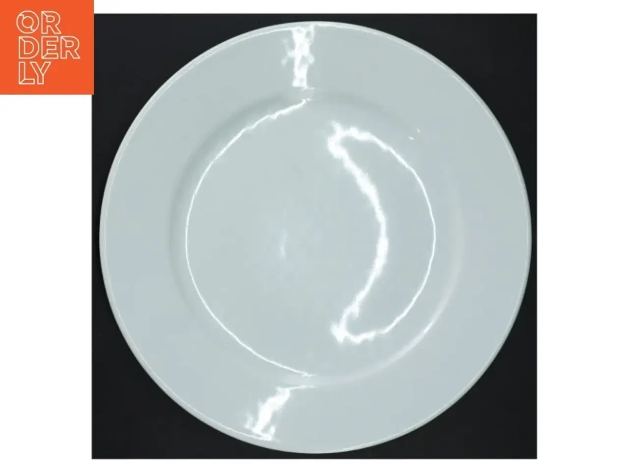 Billede 2 - Hvid middagstallerken fra IKEA (str. Ø. 27 cm)