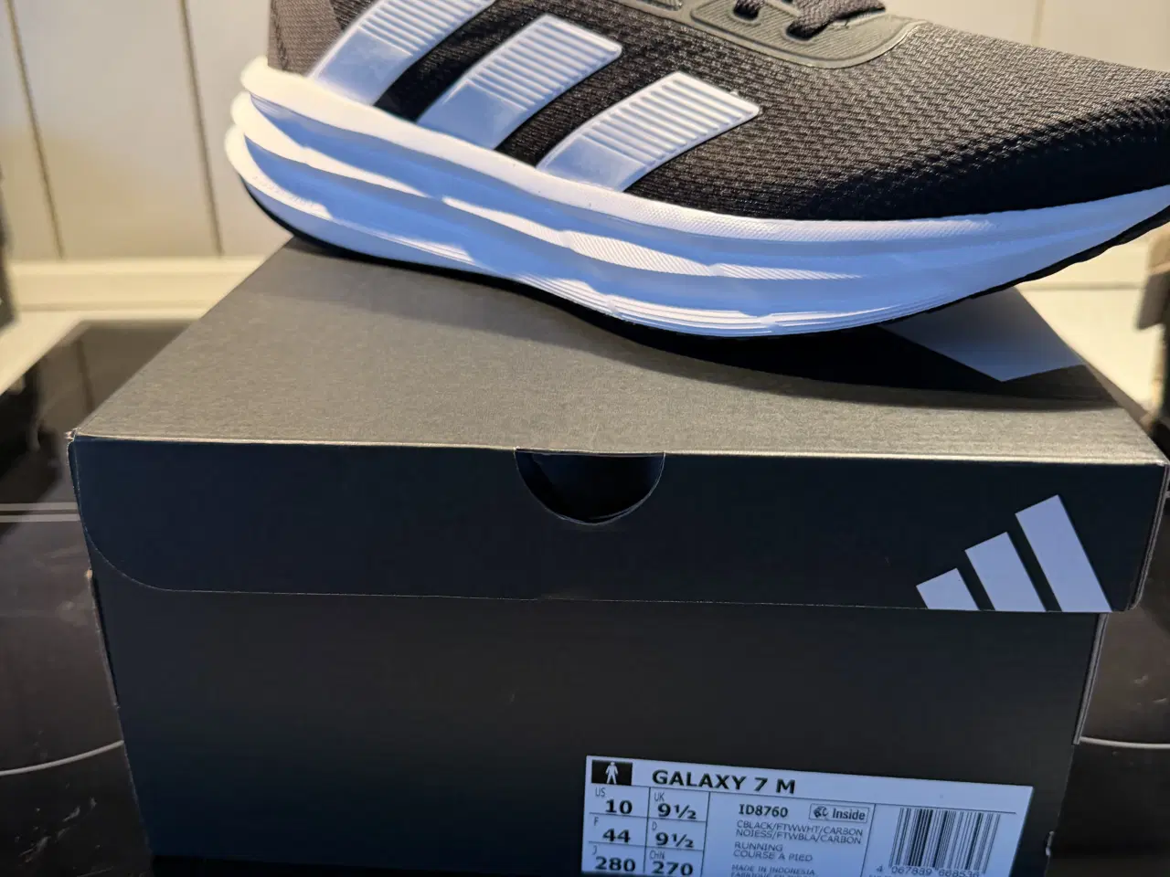 Billede 3 - Adidas sko str 44 nye