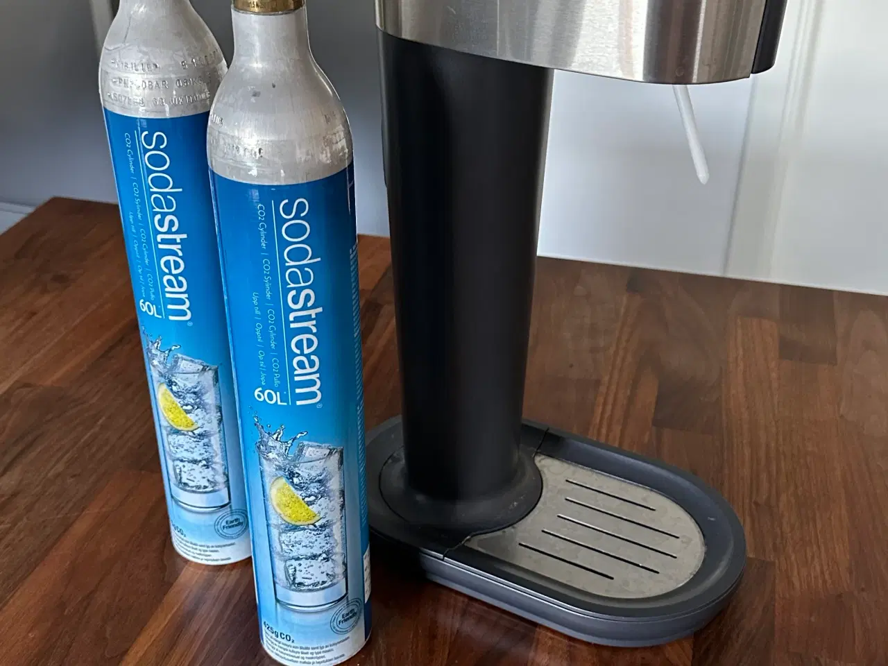 Billede 1 - Sodastream maskine, inkl. 2 patroner