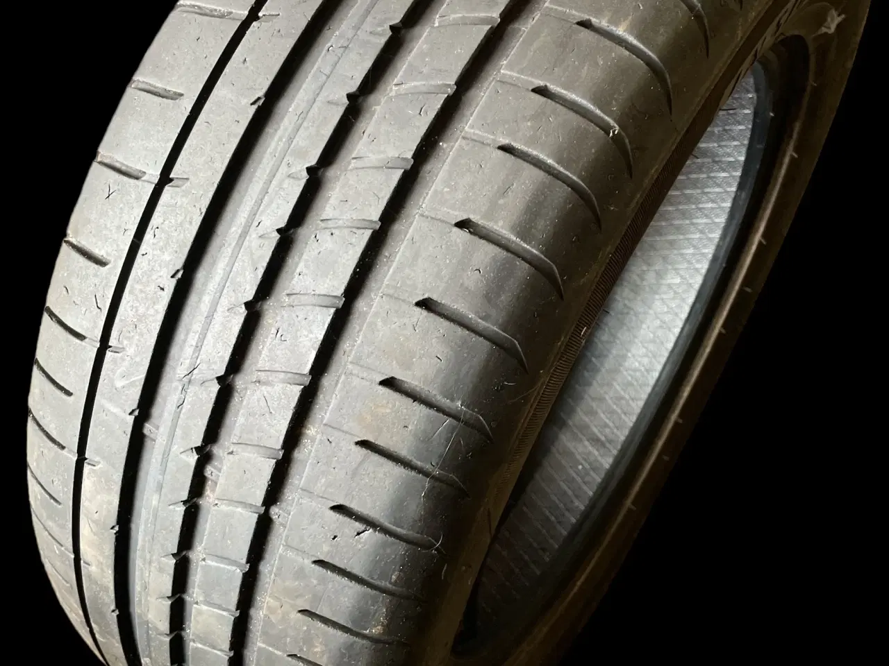 Billede 1 - 18 Continental 225/60r18 Ref.J30 sommer