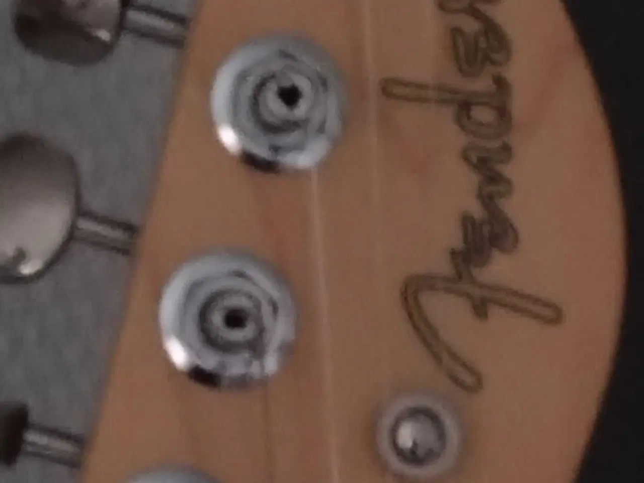 Billede 1 - Fender, flot som ny bare bedre 