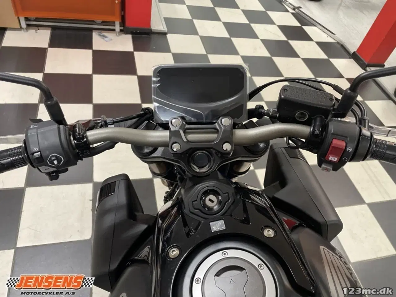 Billede 10 - Honda CB 650 R E-Clutch