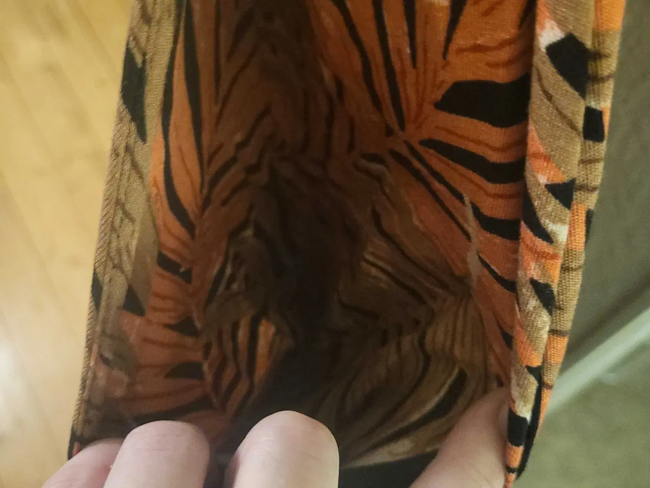 Billede 13 - Orange Kjole Uden Stropper