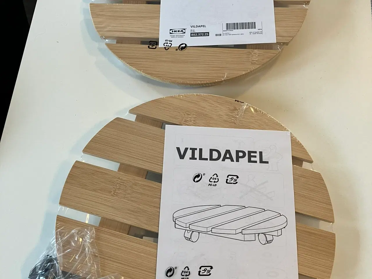 Billede 1 - 2 stk. Vildapel plantevogn fra IKEA
