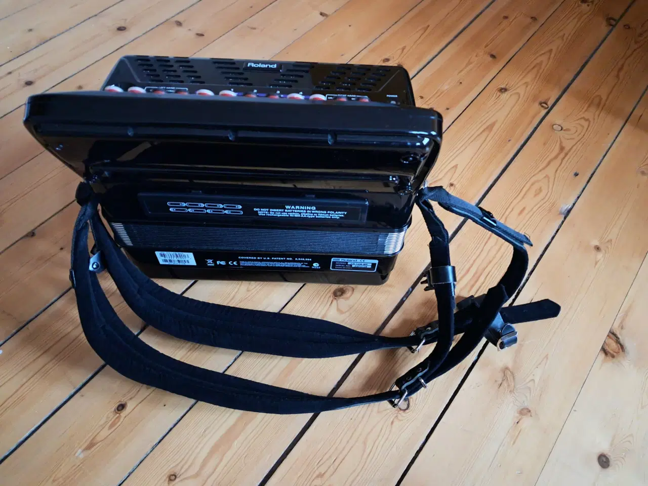 Billede 2 - Harmonika, Roland FR-1
