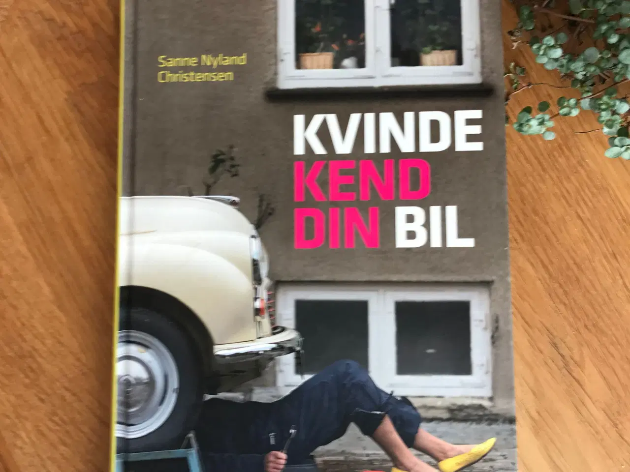 Billede 1 - Kvinde Kend Din Bil  