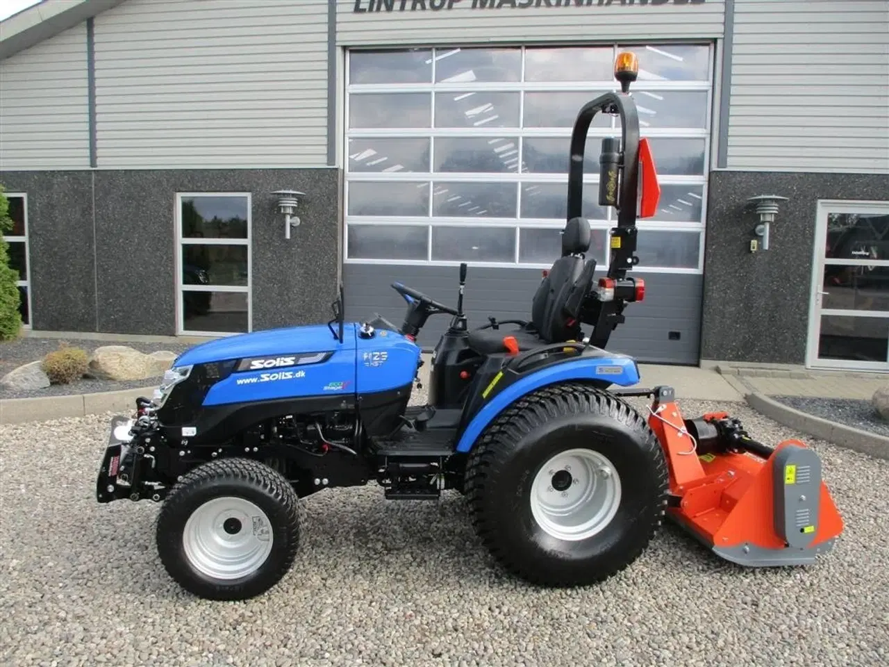 Billede 11 - Solis 26 HST med Frontlift & FrontPTO