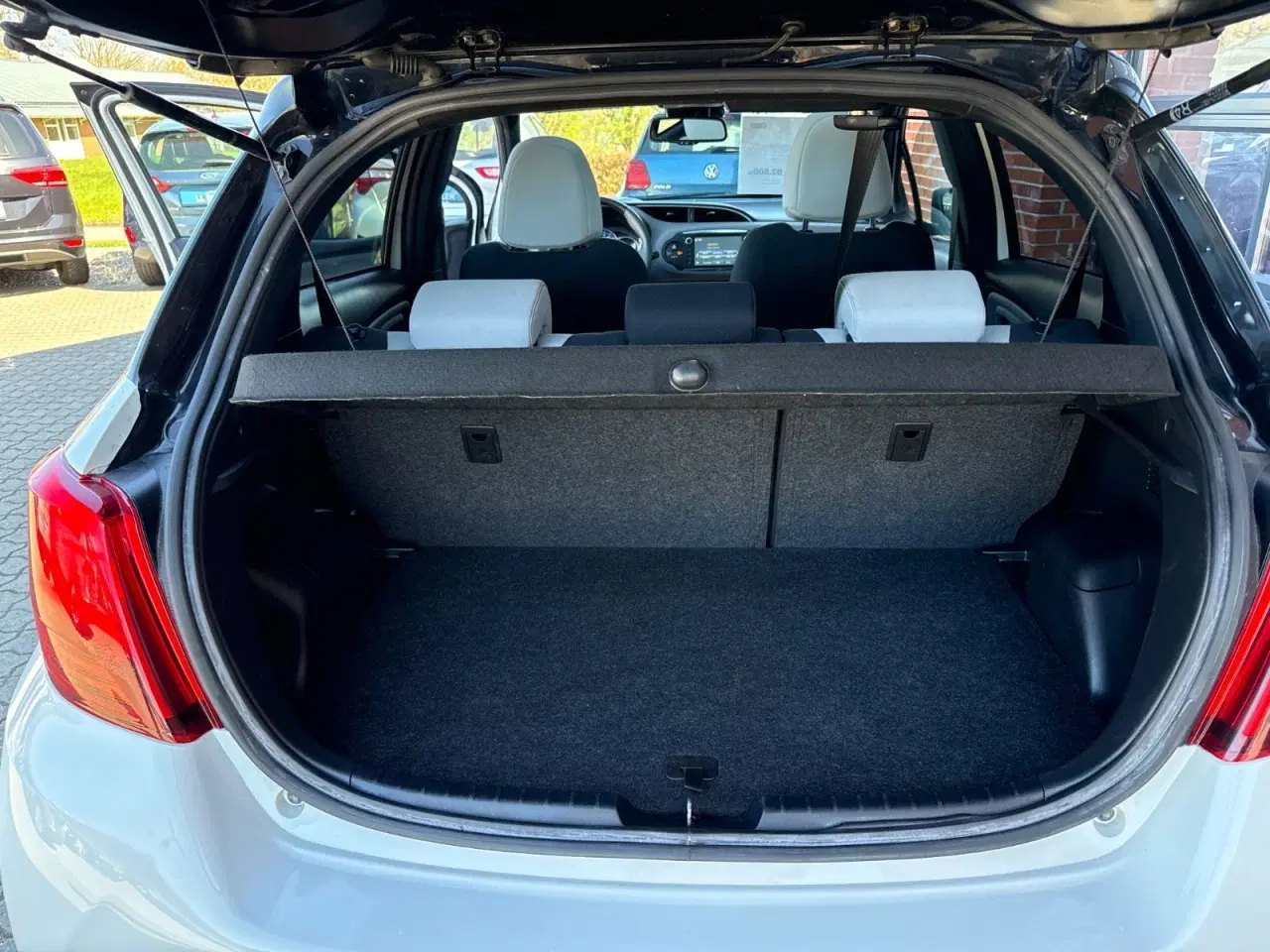 Billede 8 - Toyota Yaris 1,5 Hybrid Pure e-CVT