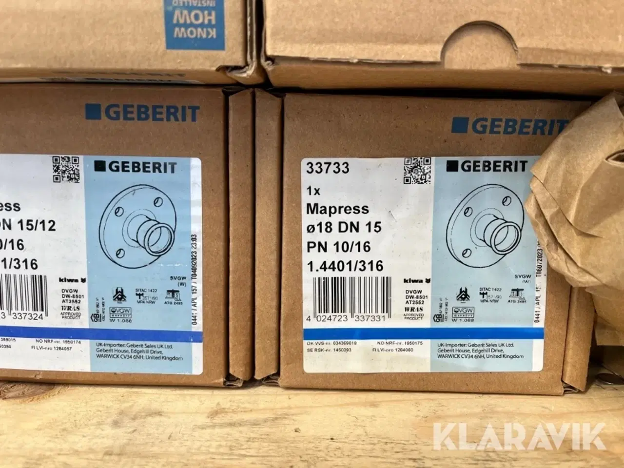 Billede 6 - Lot blandet med overgangsflanger, kontrolkit, rørholdere, toiletbræt og masker