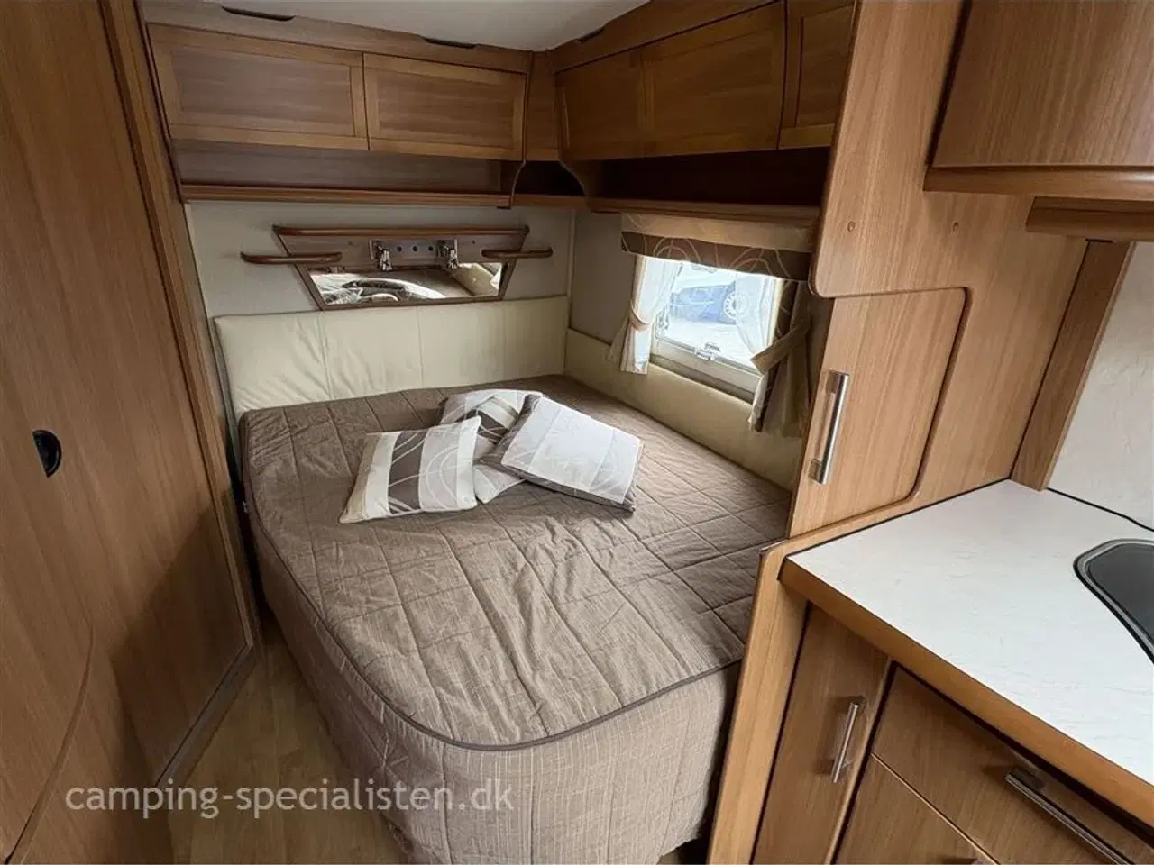 Billede 14 - 2009 - Kabe Royal 560 XL KS   Kabe Royal 560 XL KS 2009 - Se den ny hos Camping-Specialisten.dk