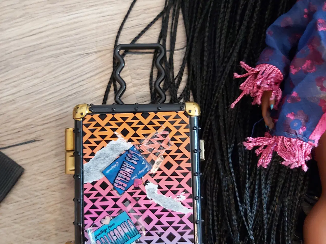 Billede 2 - Lol travel dukke