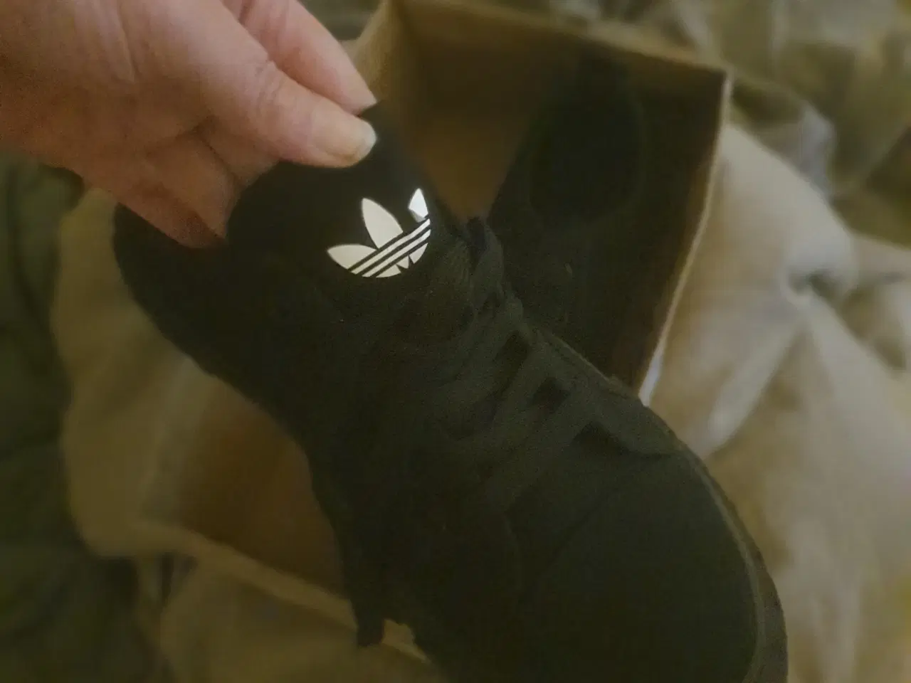 Billede 1 - Adidas sko str 40