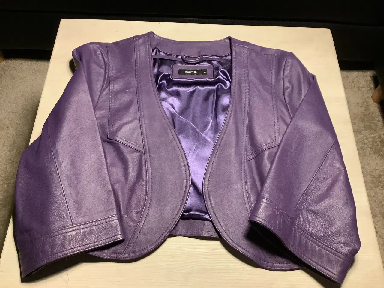 Billede 1 - Lilla Skinjakke paprika til dame i XL