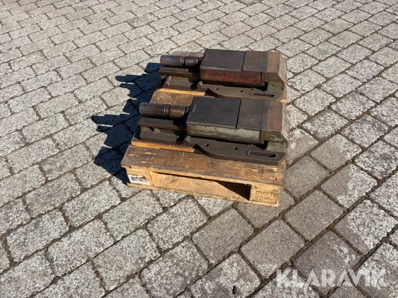 Billede 2 - Maskineskruestikke uden Palle 2 styk.