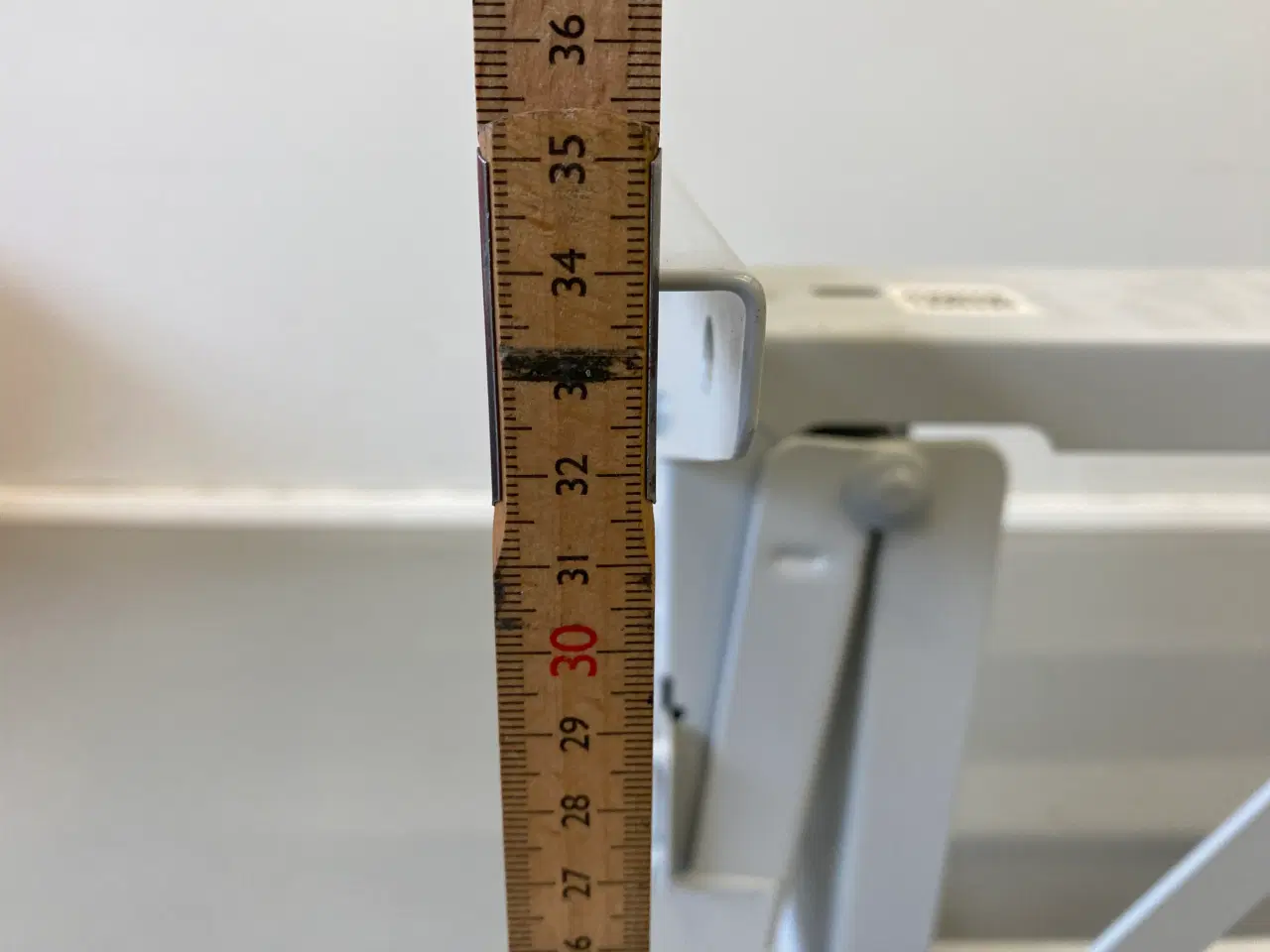 Billede 2 - Adria Bordstel 