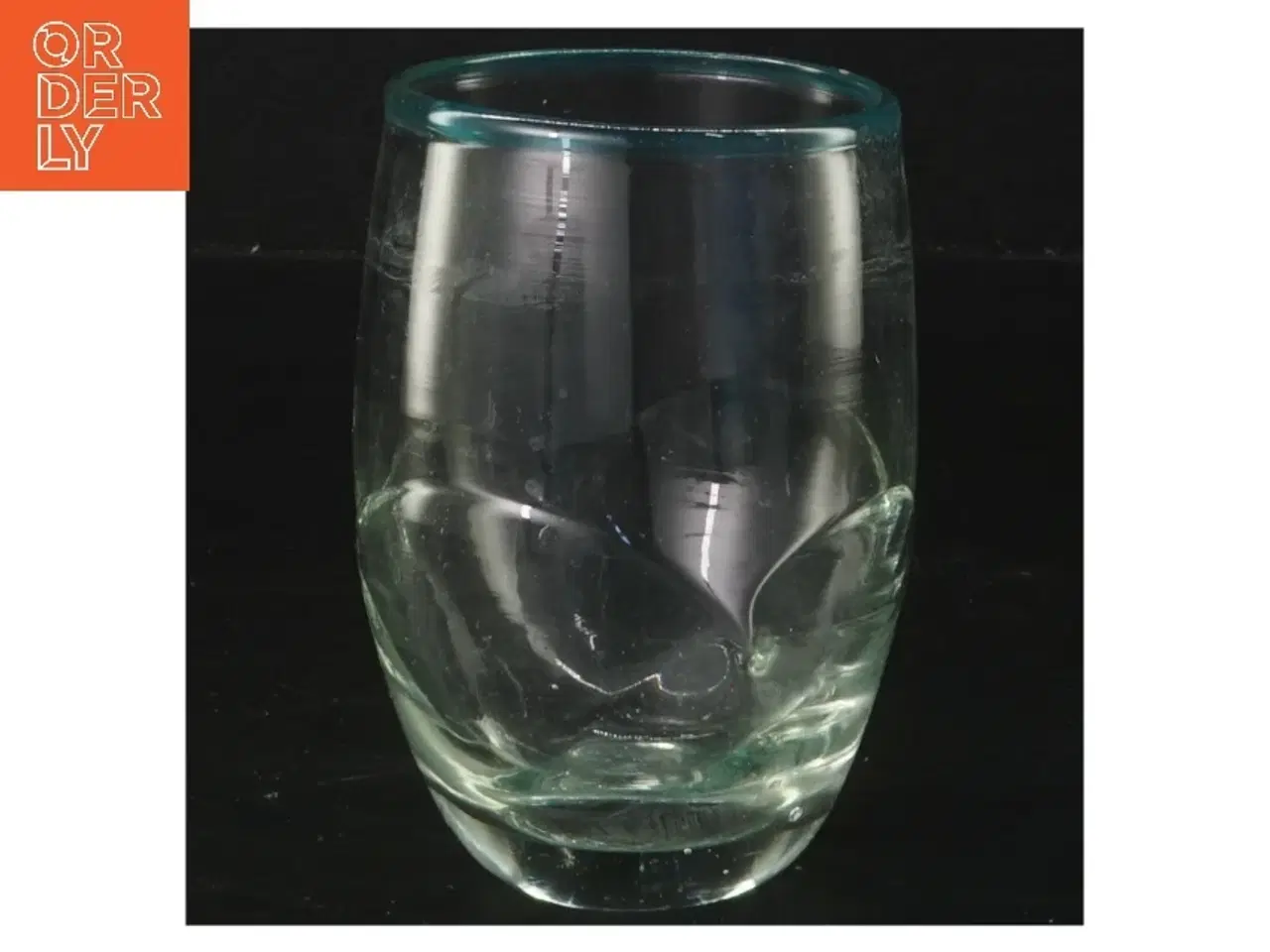 Billede 1 - Vandglas (str. 10 cm) lille vase fra glaspuster