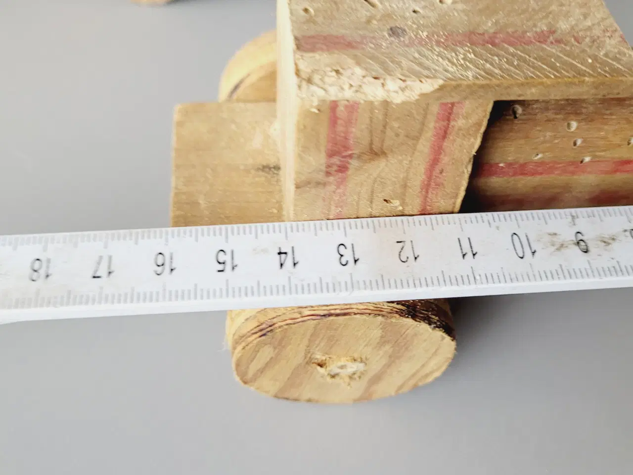 Billede 9 - ⭐️: Unik Retro trætog – Charmerende & Unikt